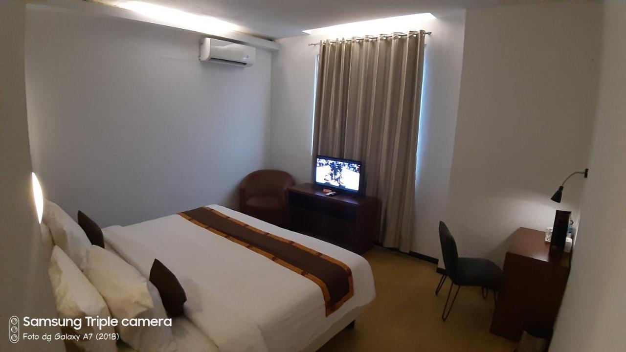 Xtra Hotel Бенгкулу Екстериор снимка