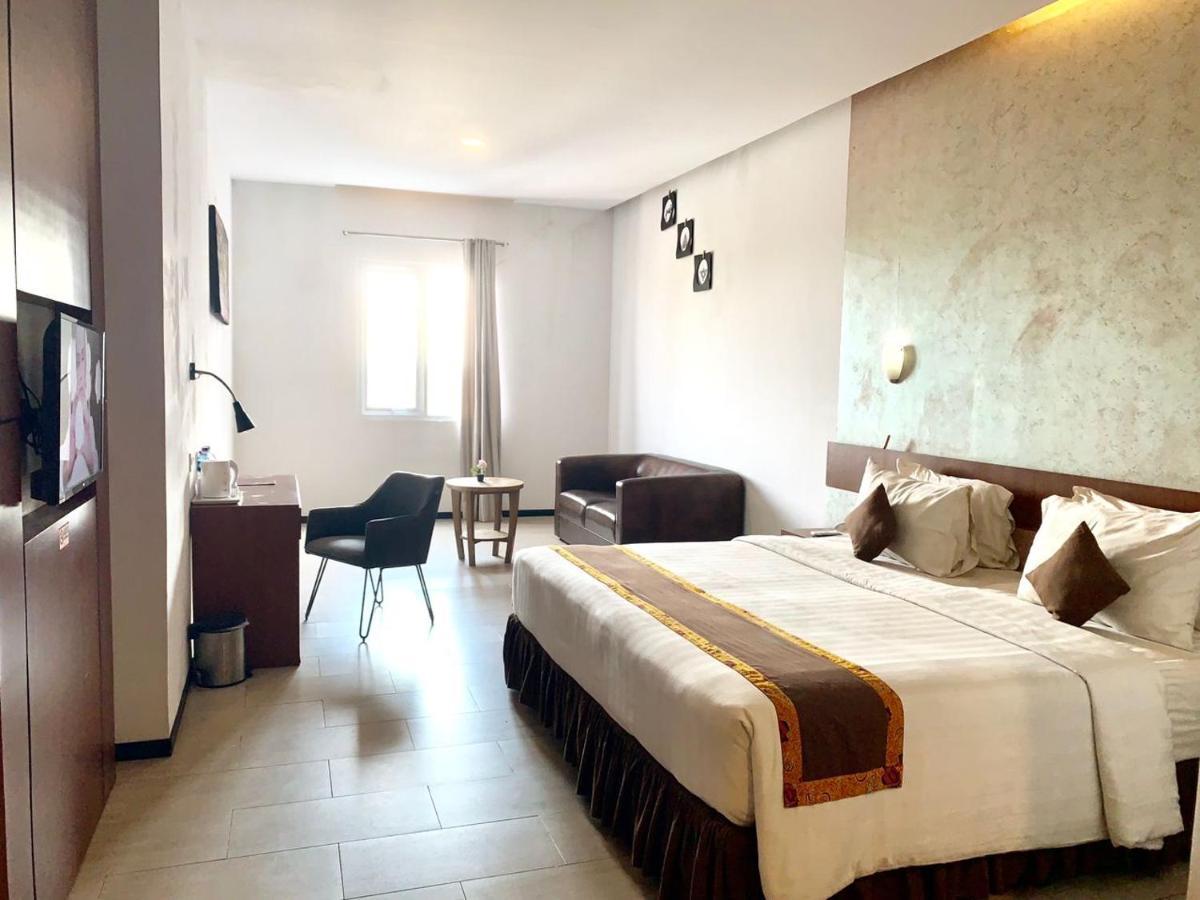 Xtra Hotel Бенгкулу Екстериор снимка