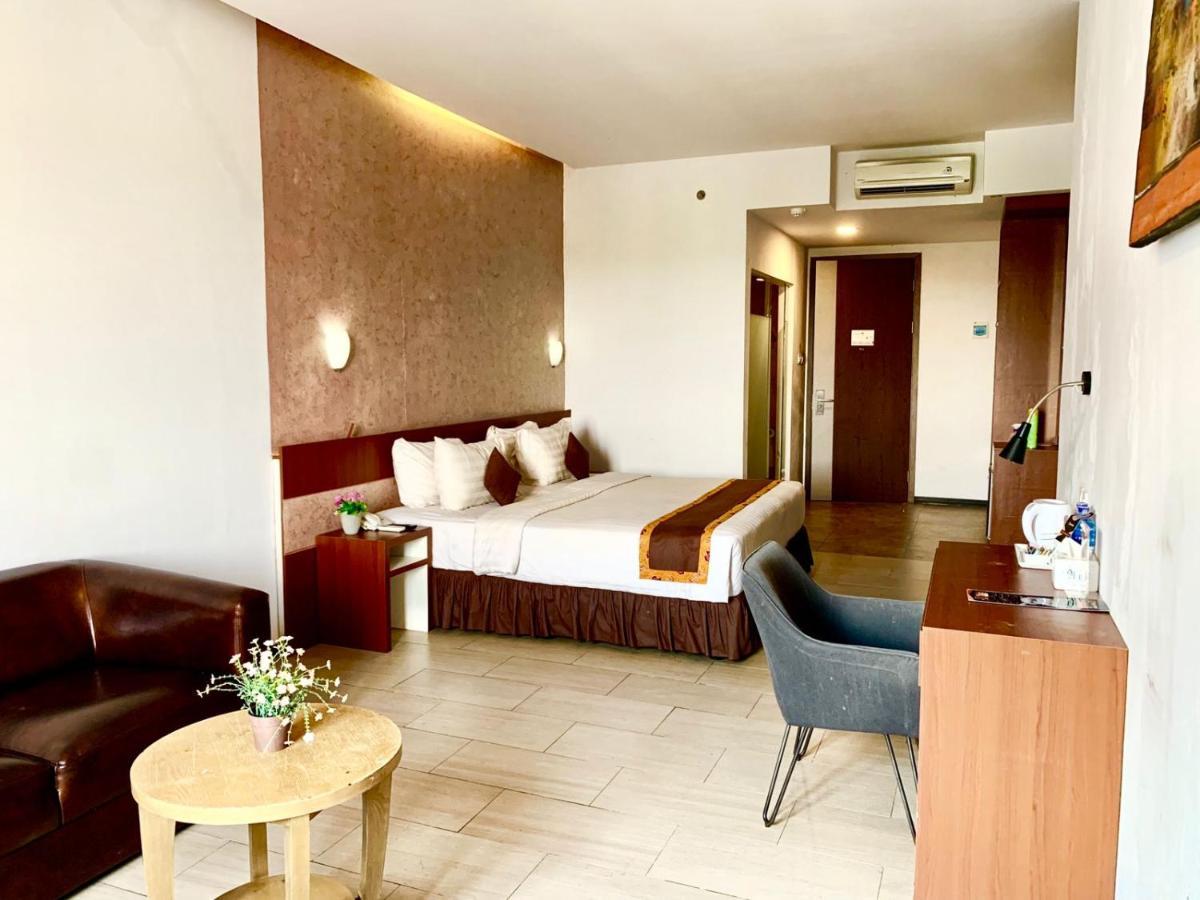 Xtra Hotel Бенгкулу Екстериор снимка