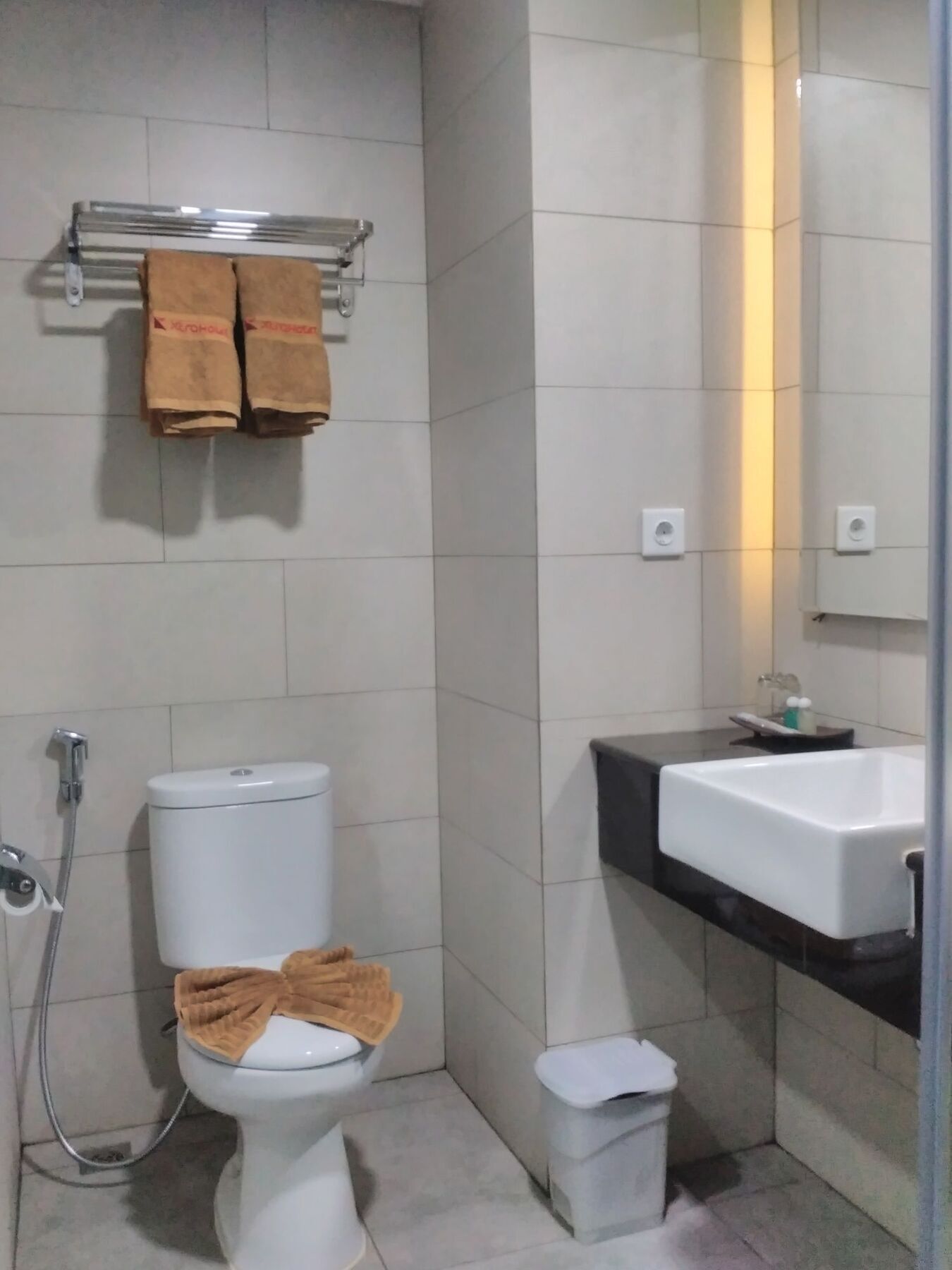 Xtra Hotel Бенгкулу Екстериор снимка