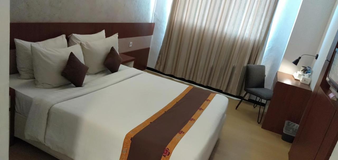 Xtra Hotel Бенгкулу Екстериор снимка